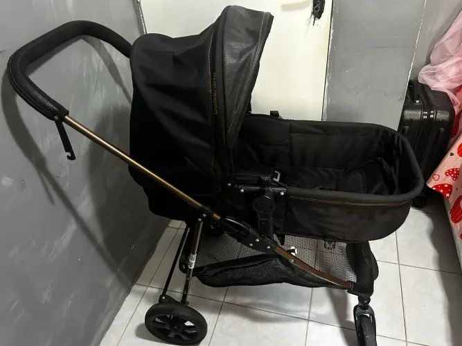 Carrinho Moisés + bebê conforto galzerano