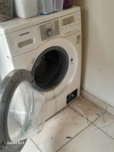 Vendo lava e Seca Samsung Eco Blue 8 litros conserto/ retirada de peça. 