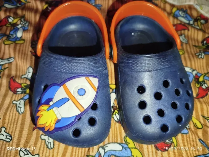 Crocs de menino 19/20