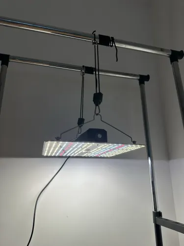 Luminária LED VIVOSUN VS1500 Full Spectrum | Excelente Estado