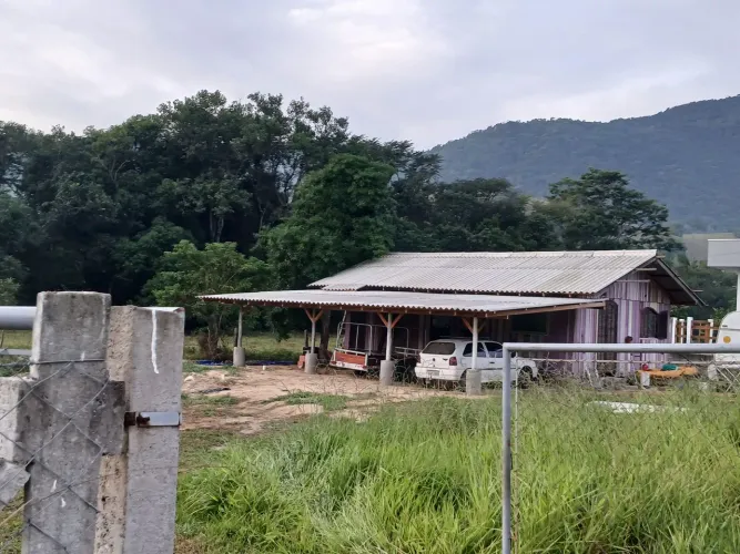 Chácara em STA CATARINA PRÓX A TUDO
