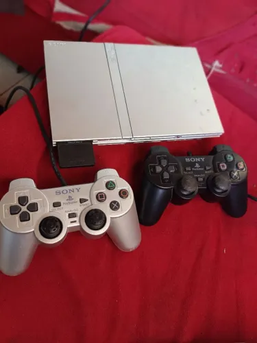 PLAYSTATION 2