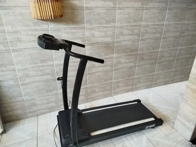 Esteira ergométrica automática