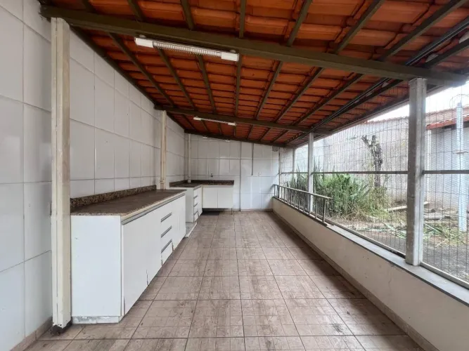 Casa para aluguel, 3 quartos, 3 vagas, Catalão - Divinópolis/MG