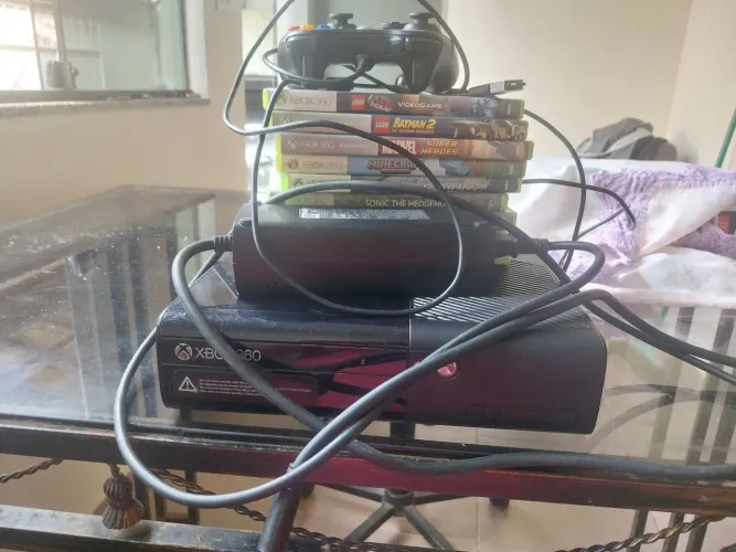Xbox 360 LT 3.0 + 9 Jogos + Kinect + fonte original + controle paralelo