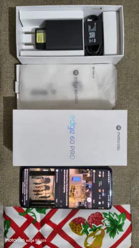 Motorola Edge 60 Pro 12GB 256GB Azul IMEI Limpo Completo