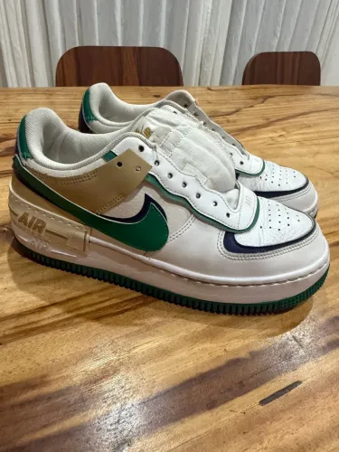 Tenis Nike Air Force 1 - 37