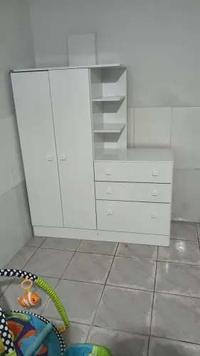 Vendo cômoda usada