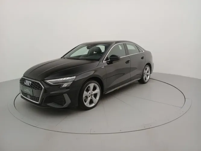 Audi A3 Sedan S-line 2.0 TFSI S-tronic 2024