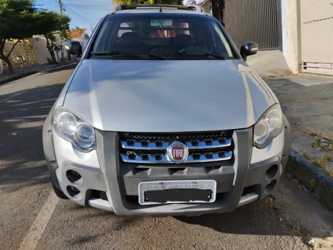 Fiat Strada Adventure 1.8/ 1.8 Locker Flex CE 2011