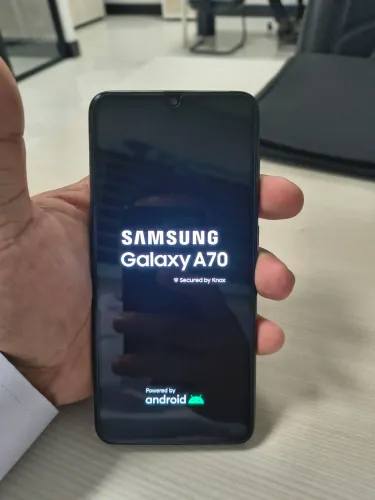 Samsung A70