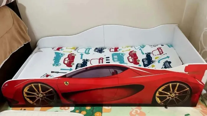 Cama Ferrari infantil LEIA ANÚNCIO.