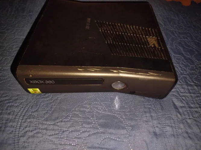 Kit Xbox 360 S Completo - 2 Controles, Kinect e Case HD Externo USB 3.0