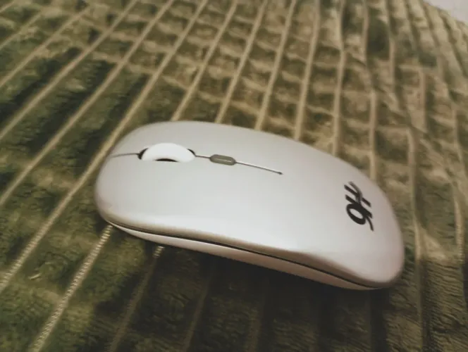 MAUSE LED BLUETOOTH