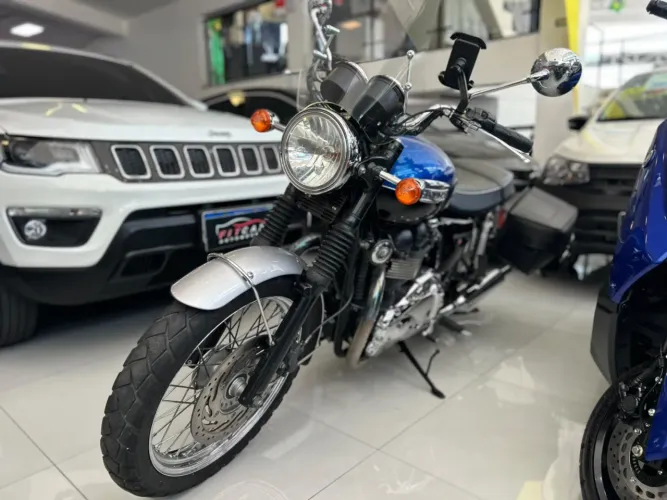 TRIUMPH BONNEVILLE T100 2015 Gasolina