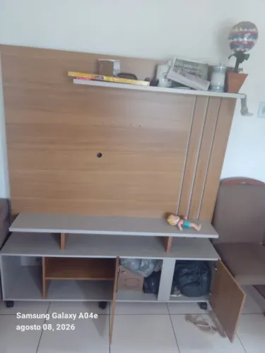 ÓTIMA OPORTUNIDADE RACK novo em excelente estado .