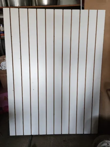 Painel canaletado