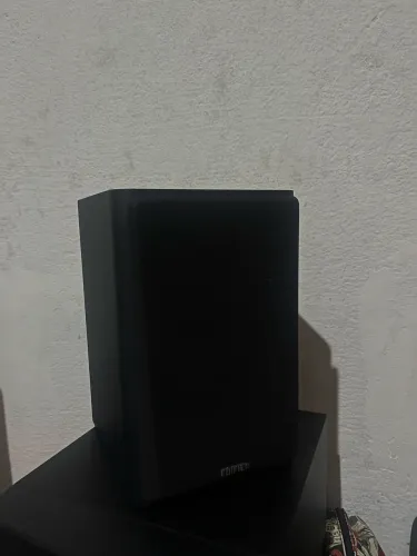 MONITOR DE ÁUDIO R1000T4 BIVOLT 24W RMS EDIFIER - PRETA