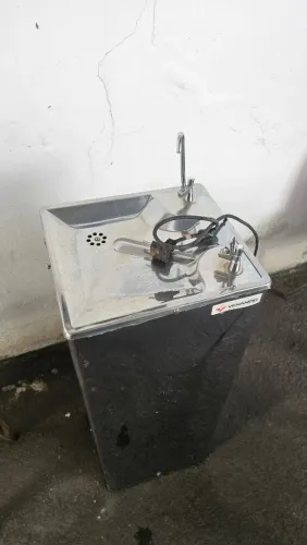 Bebedouro Inox Coluna