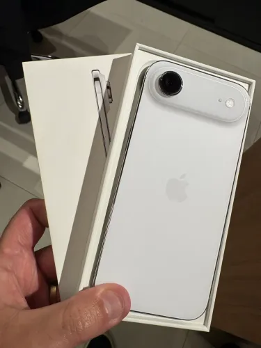 Iphone 17 AIR 256Gb Bateria 100% Garantia Apple Out/2026 !!