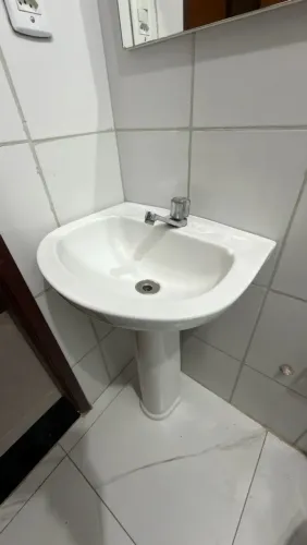Conjunto pia para banheiro