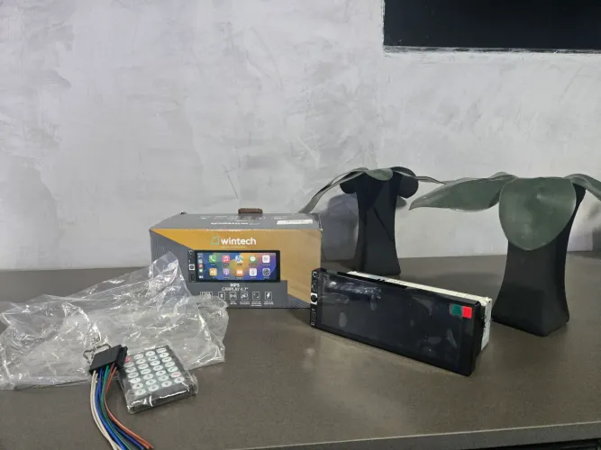 Vendo multimida Wintech MP5 CARPLAY 6.7" EM EXCELENTE ESTADO