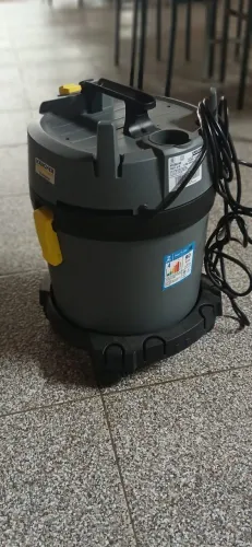 Extratora Karcher 4/15 PRATICAMENTE NOVA