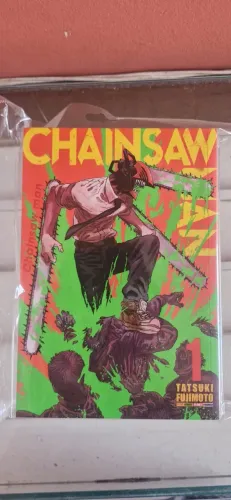 MANGÁ DE "CHAINSAW MAN" BEM CONSERVADO