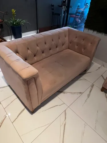 Sofá de 2 e 3 lugares Capetonê Rose Goiânia