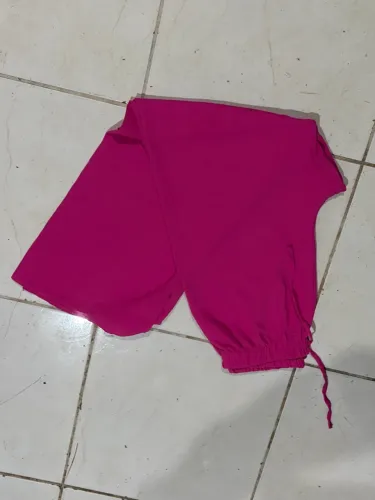 Calça pantalona rosa TAM G