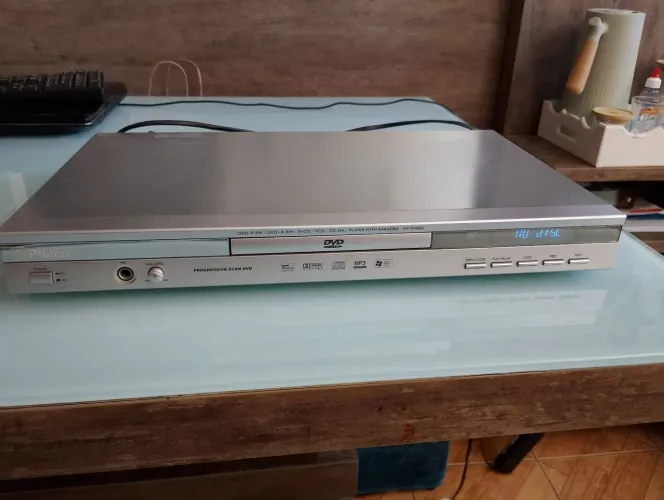 DVD Player c/ karaokê Philco DV-P4800