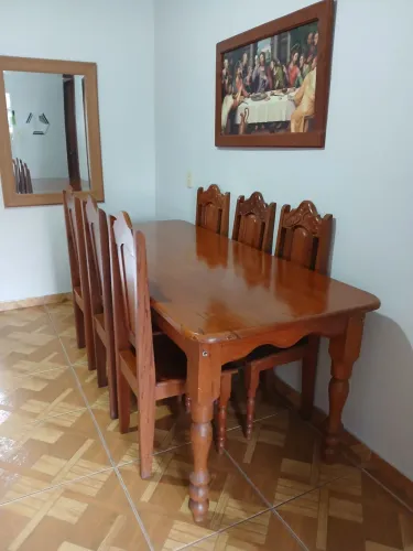 Vendo mesa de jantar