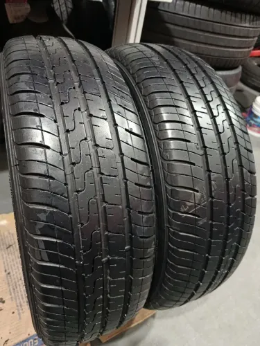 Pneus seminovo