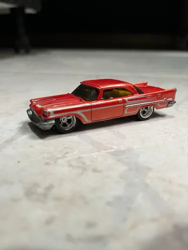 Miniatura Hot Wheels '57 Chrysler 300 (Larry's Garage)