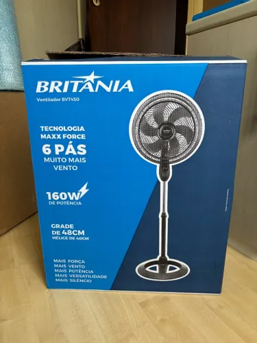 Ventilador de Coluna Britânia Turbo 6 pás