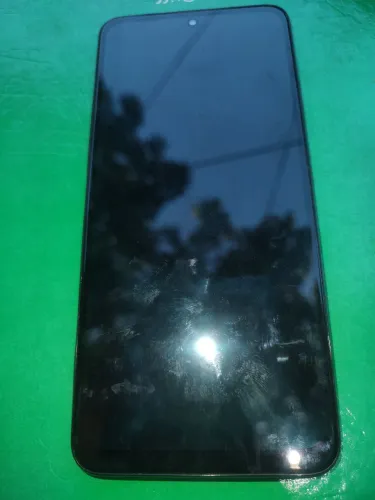 Celular em ótimo estado de conservação