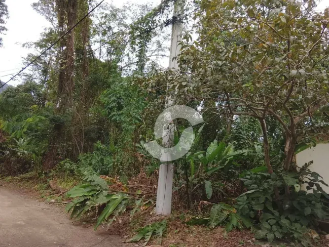 Terreno à venda, 667 m² por R$ 185.000,00 - Serra Grande - Niterói/RJ