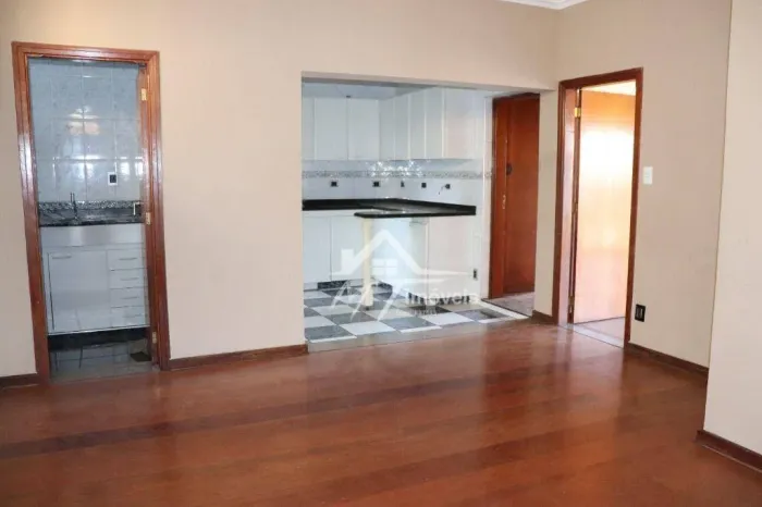 Casa com 2 dormitórios para alugar por R$ 1.900/mês - Centro - Sumaré/SP