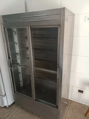 Vendo máquina de assar frango