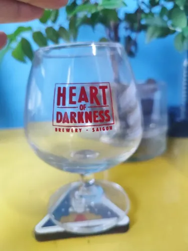Taça Cerveja Artesanal Heart Of Darness Saigon Vietnam 