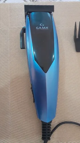 Vendo essas lindas maquininha de corta cabelo nunca foi usado 75 reai
