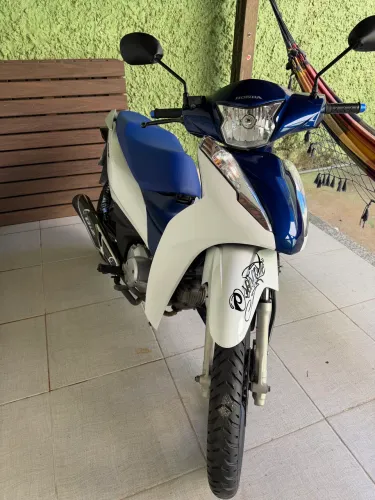 Vendo Honda Biz 125 ano 2023 super conservada