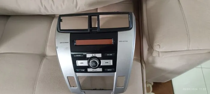 Rádio original Honda city 2010