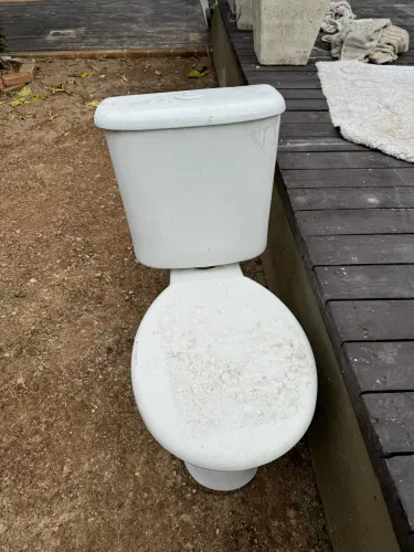 Vaso Sanitário com Caixa Acoplada