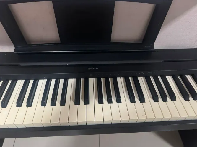 Piano digital yamaha p35