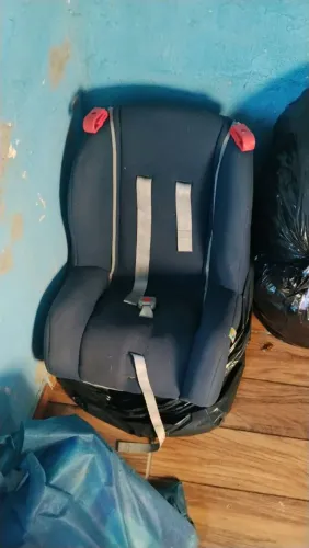 Vendo cadeira para criança