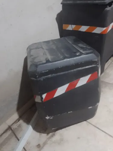 Bau de fibra pra moto