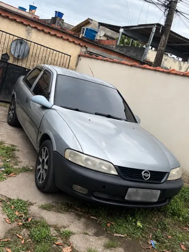 Chevrolet Vectra GL 2.2 / 2.0 MPFI 1998