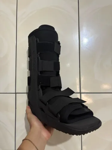 BOTA ORTOPÉDICA HIDROLIGHT 43 a 46 cano baixo
