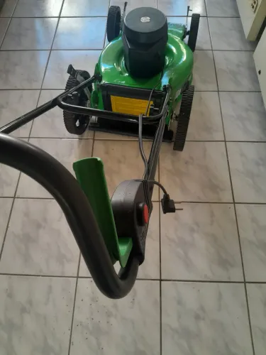 Cortador de grama